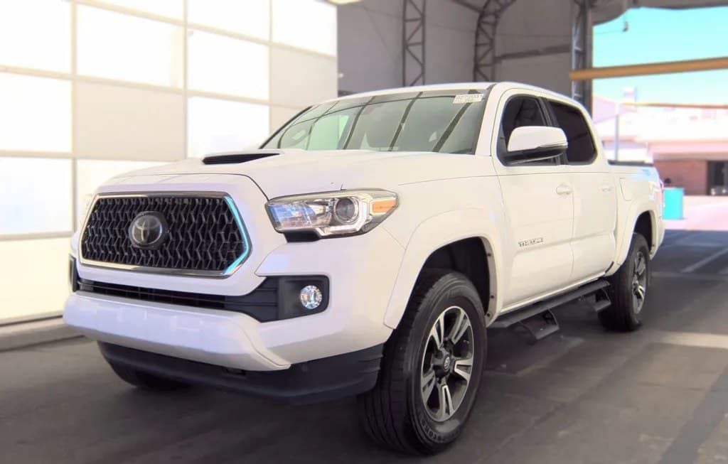 2019 TOYOTA TACOMA TRD SPORT CREW CAB MEDIUM BED
