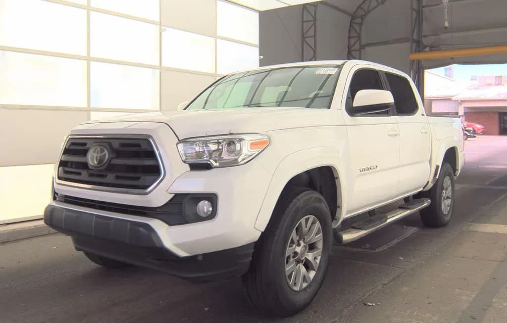 2019 TOYOTA TACOMA SR5 CREW CAB MEDIUM BED