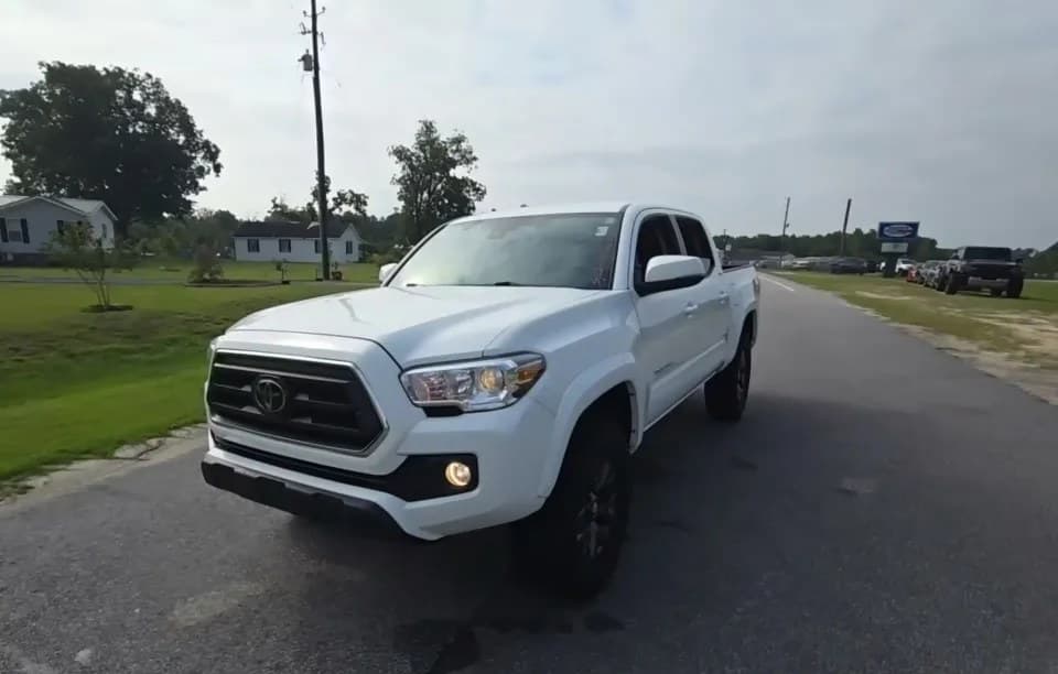 2022 TOYOTA TACOMA SR5 CREW CAB MEDIUM BED