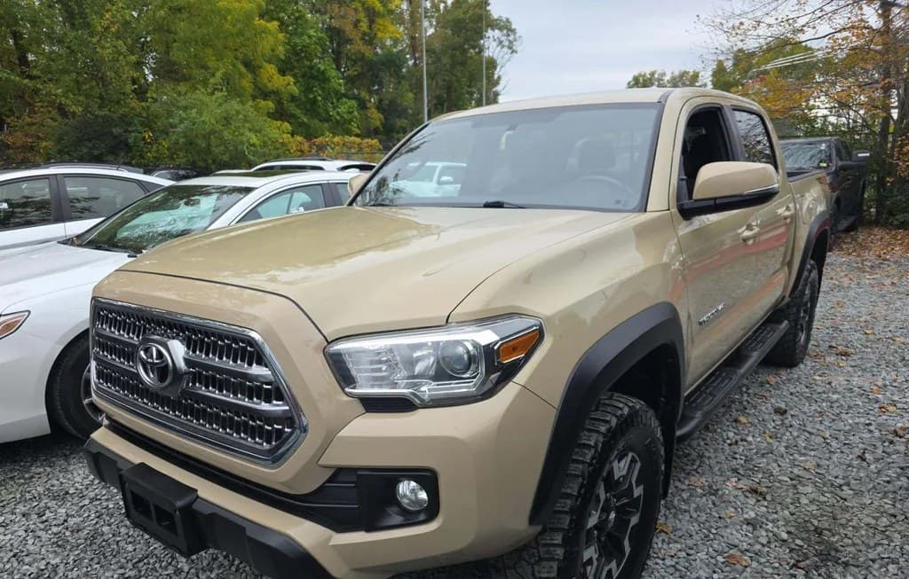 2017 TOYOTA TACOMA TRD OFF-ROAD CREW CAB MEDIUM BED