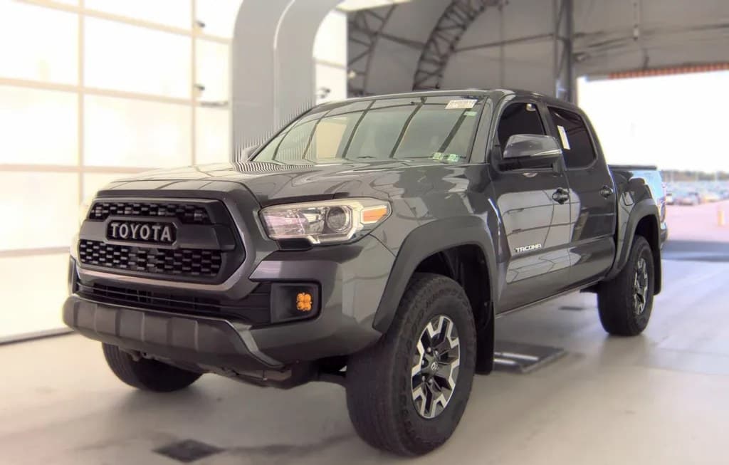 2017 TOYOTA TACOMA TRD OFF-ROAD CREW CAB MEDIUM BED
