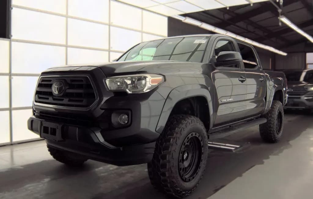 2019 TOYOTA TACOMA SR5 CREW CAB MEDIUM BED