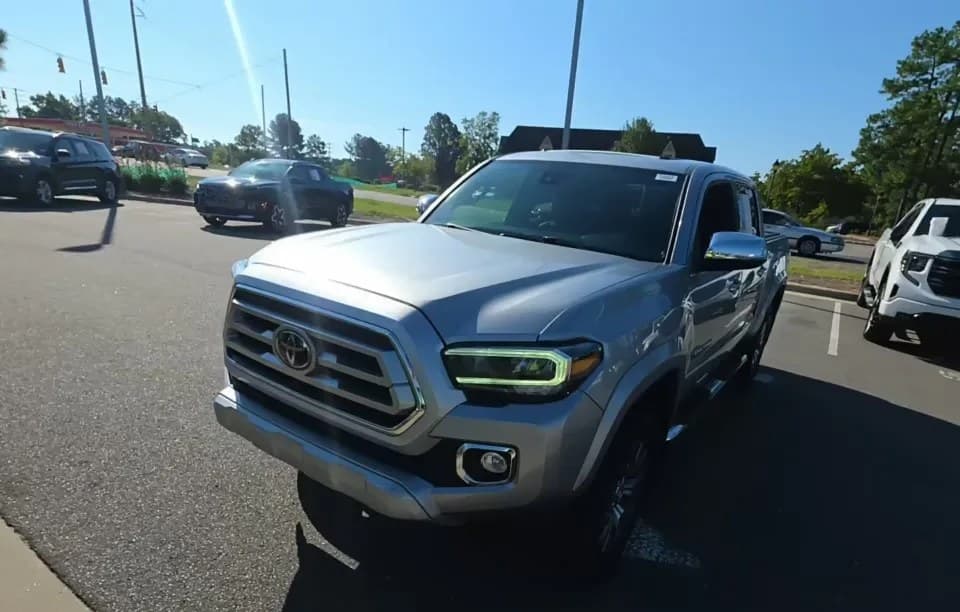 2023 TOYOTA TACOMA LIMITED CREW CAB MEDIUM BED
