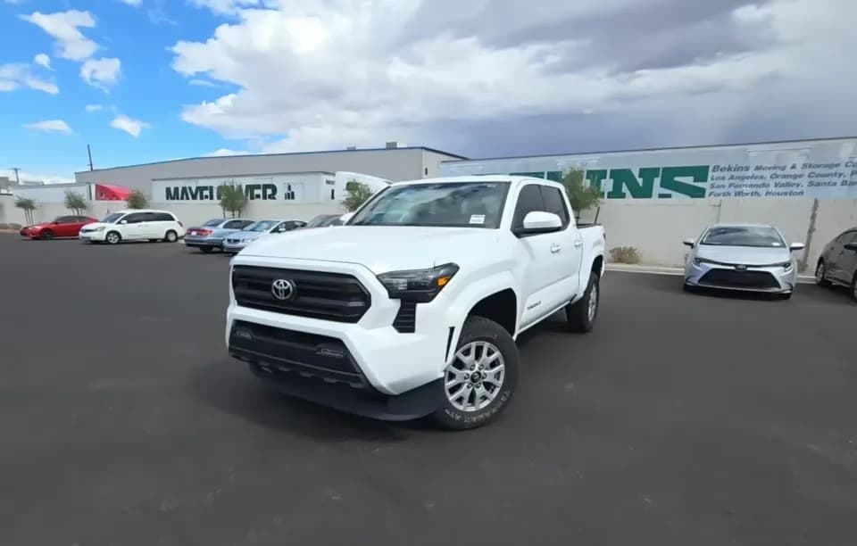 2024 TOYOTA TACOMA SR5 CREW CAB MEDIUM BED