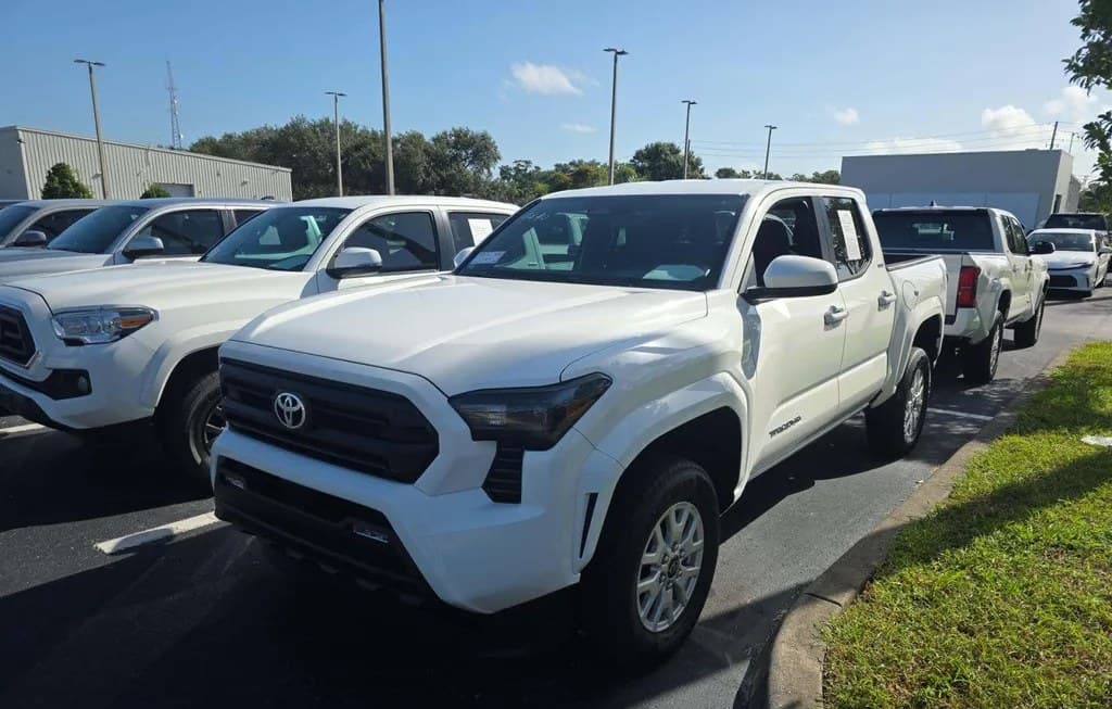 2026 TOYOTA TACOMA SR5 CREW CAB MEDIUM BED