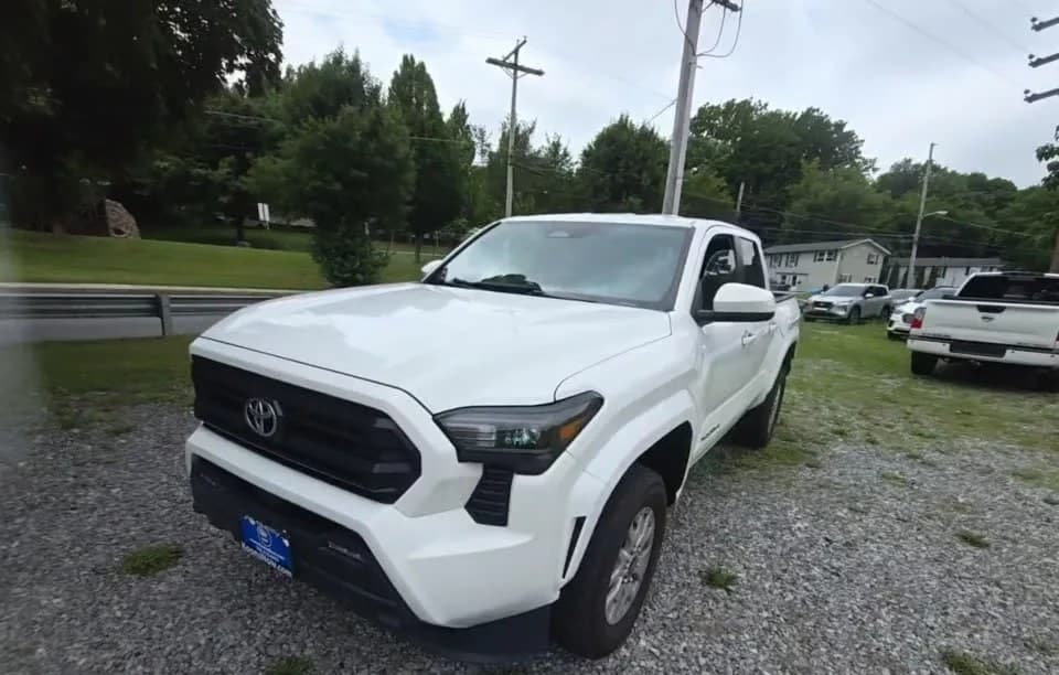 2024 TOYOTA TACOMA SR5 CREW CAB MEDIUM BED