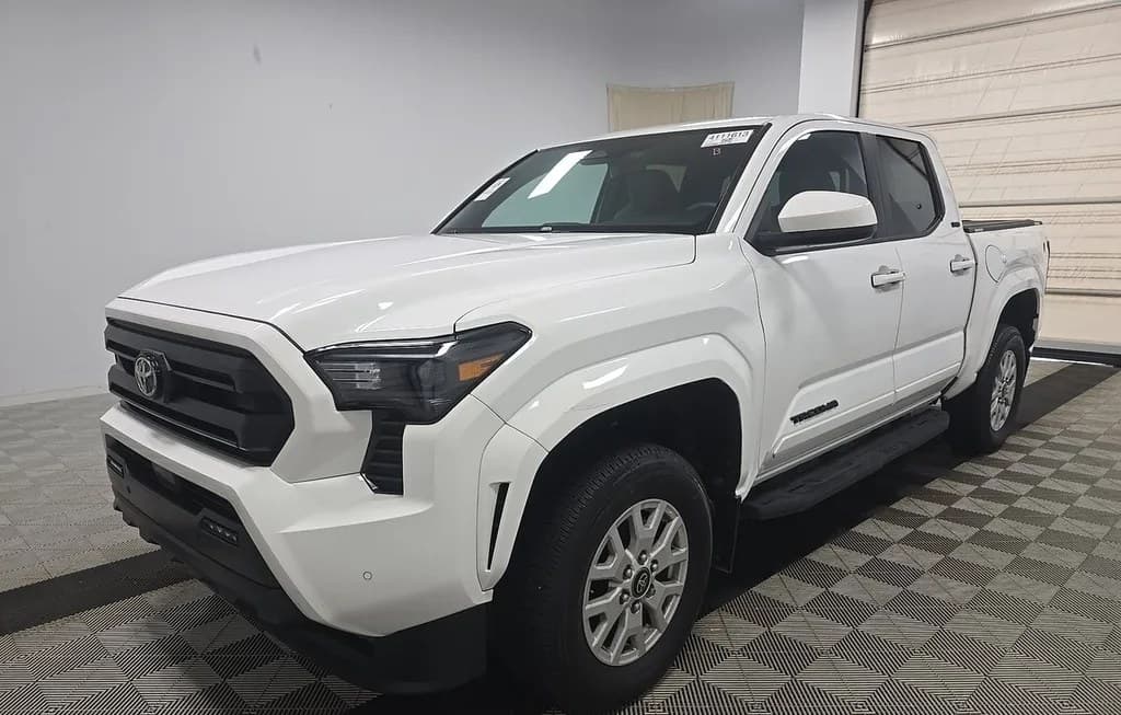 2024 TOYOTA TACOMA SR5 CREW CAB MEDIUM BED