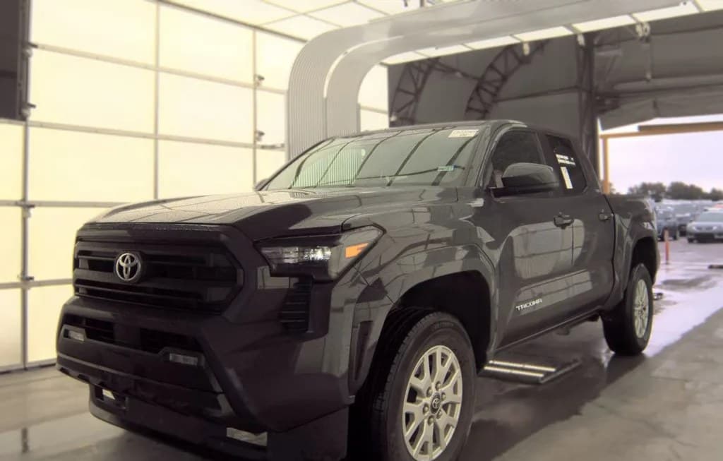 2025 TOYOTA TACOMA SR5 CREW CAB MEDIUM BED