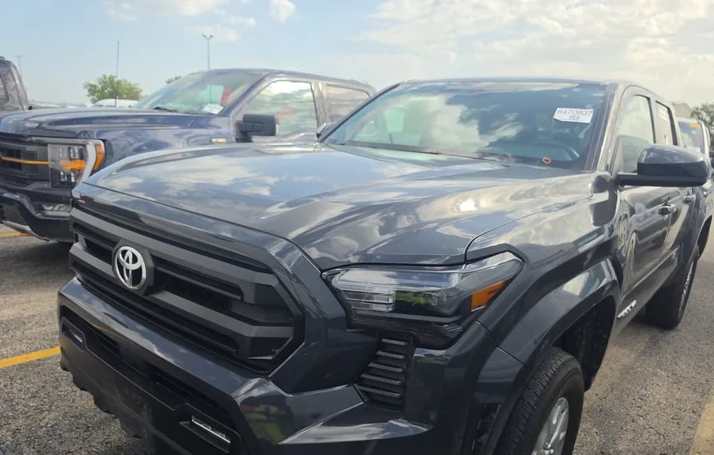2025 TOYOTA TACOMA SR5 CREW CAB MEDIUM BED