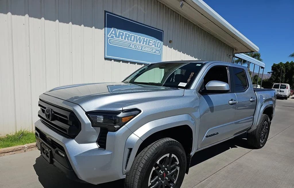 2024 TOYOTA TACOMA SR5 CREW CAB MEDIUM BED