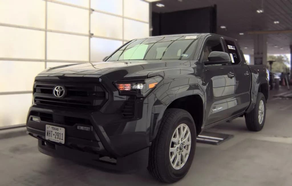 2025 TOYOTA TACOMA SR5 CREW CAB MEDIUM BED