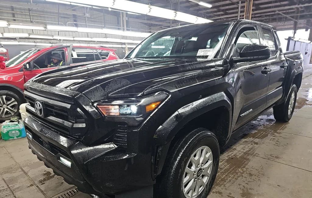 2025 TOYOTA TACOMA SR5 CREW CAB MEDIUM BED