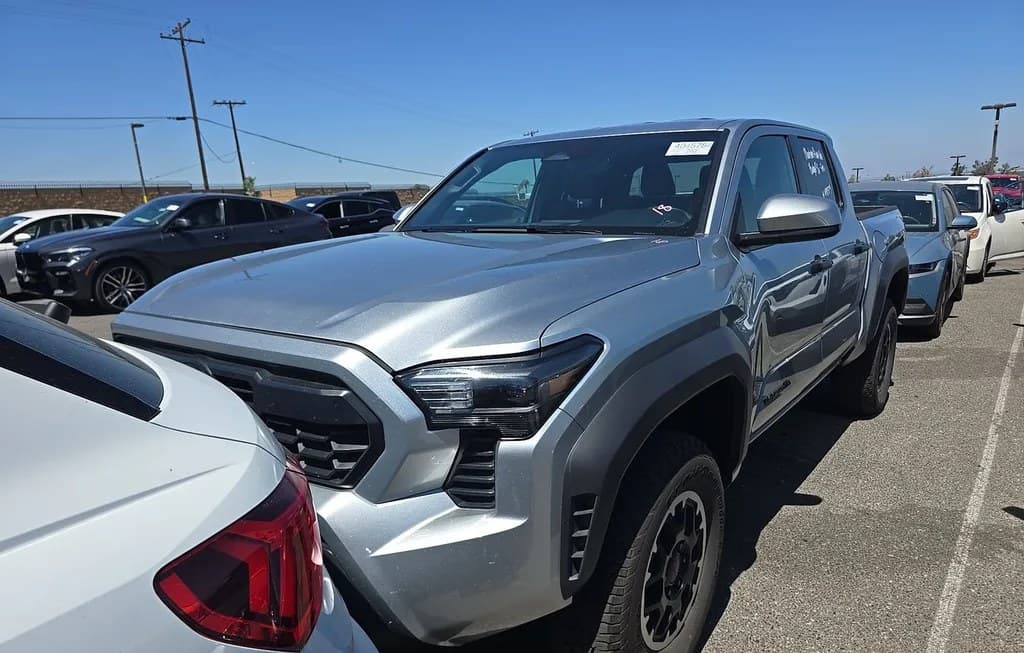 2026 TOYOTA TACOMA TRD OFF-ROAD CREW CAB MEDIUM BED