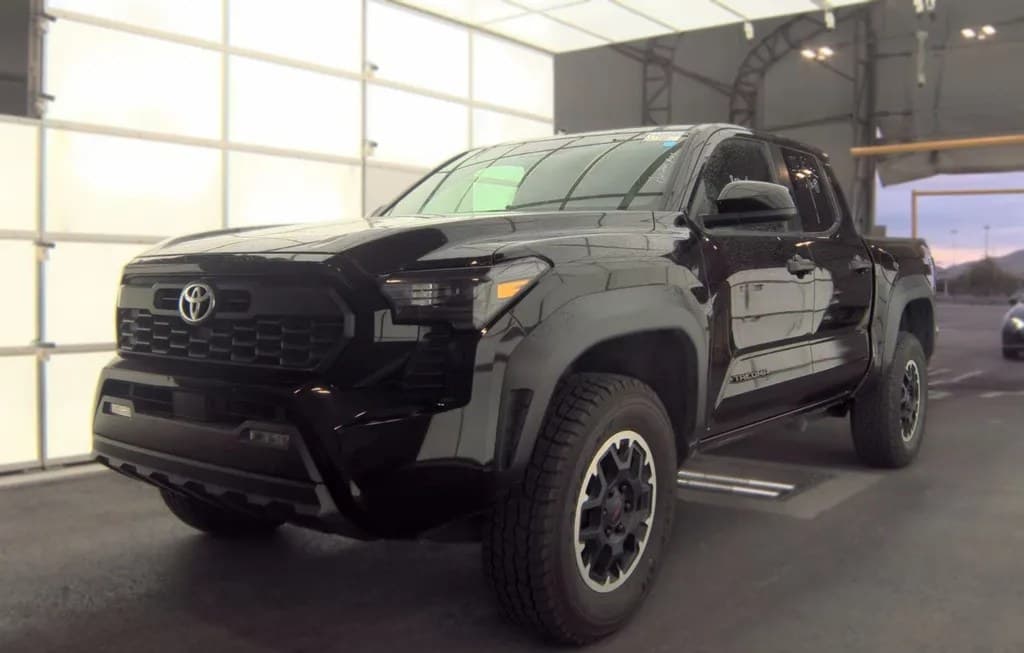 2024 TOYOTA TACOMA TRD OFF-ROAD CREW CAB MEDIUM BED