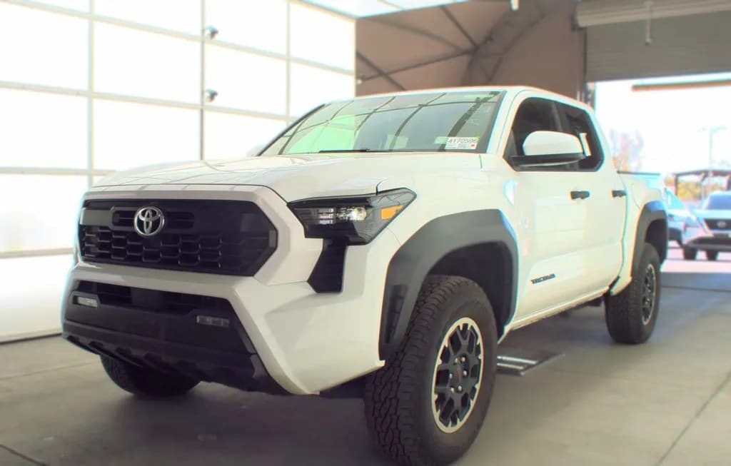 2025 TOYOTA TACOMA TRD OFF-ROAD CREW CAB MEDIUM BED