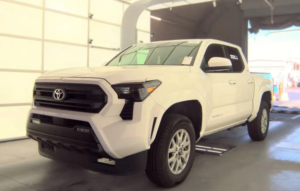 2025 TOYOTA TACOMA SR5 CREW CAB MEDIUM BED