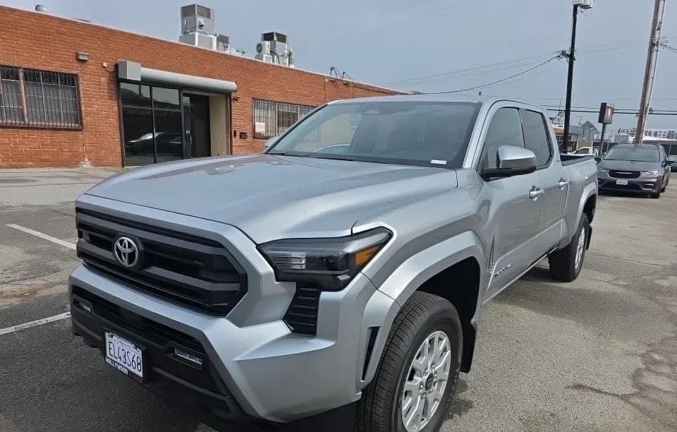 2026 TOYOTA TACOMA SR5 CREW CAB MEDIUM BED