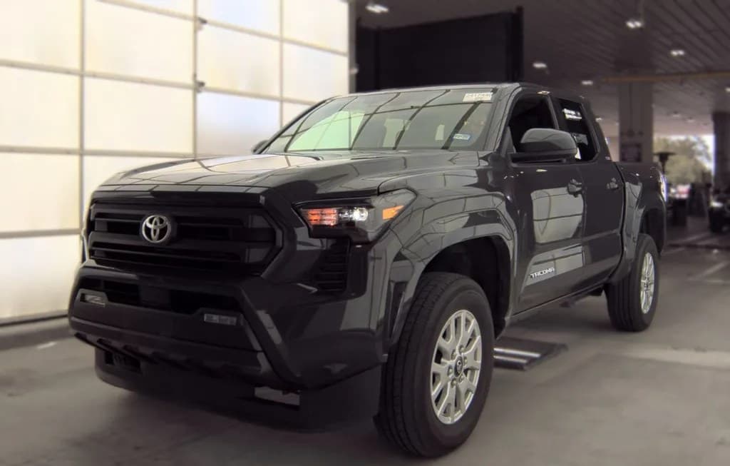 2025 TOYOTA TACOMA SR5 CREW CAB MEDIUM BED
