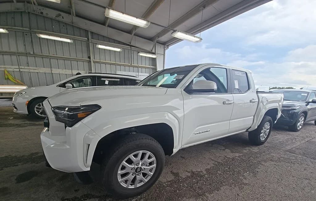 2025 TOYOTA TACOMA SR5 CREW CAB MEDIUM BED