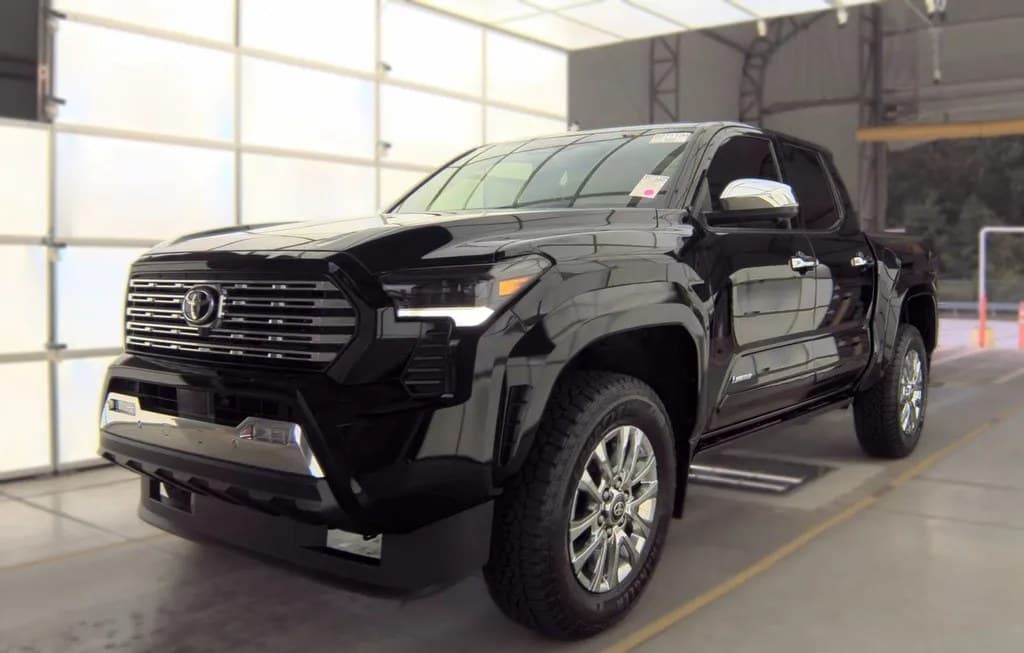 2025 TOYOTA TACOMA LIMITED CREW CAB MEDIUM BED
