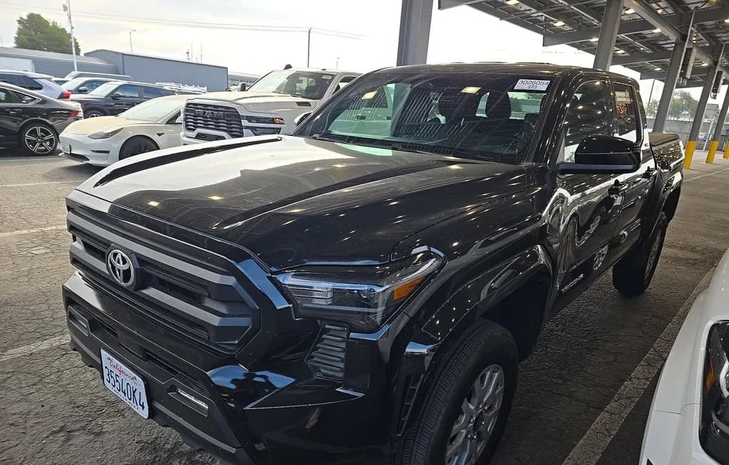 2026 TOYOTA TACOMA SR5 CREW CAB MEDIUM BED