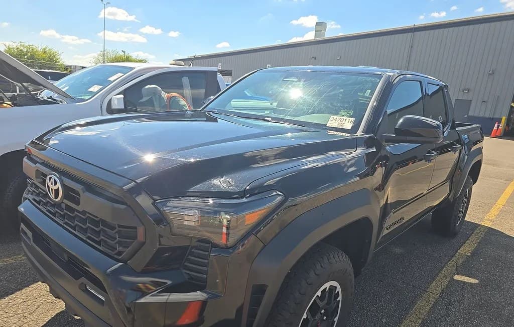 2025 TOYOTA TACOMA TRD OFF-ROAD CREW CAB MEDIUM BED