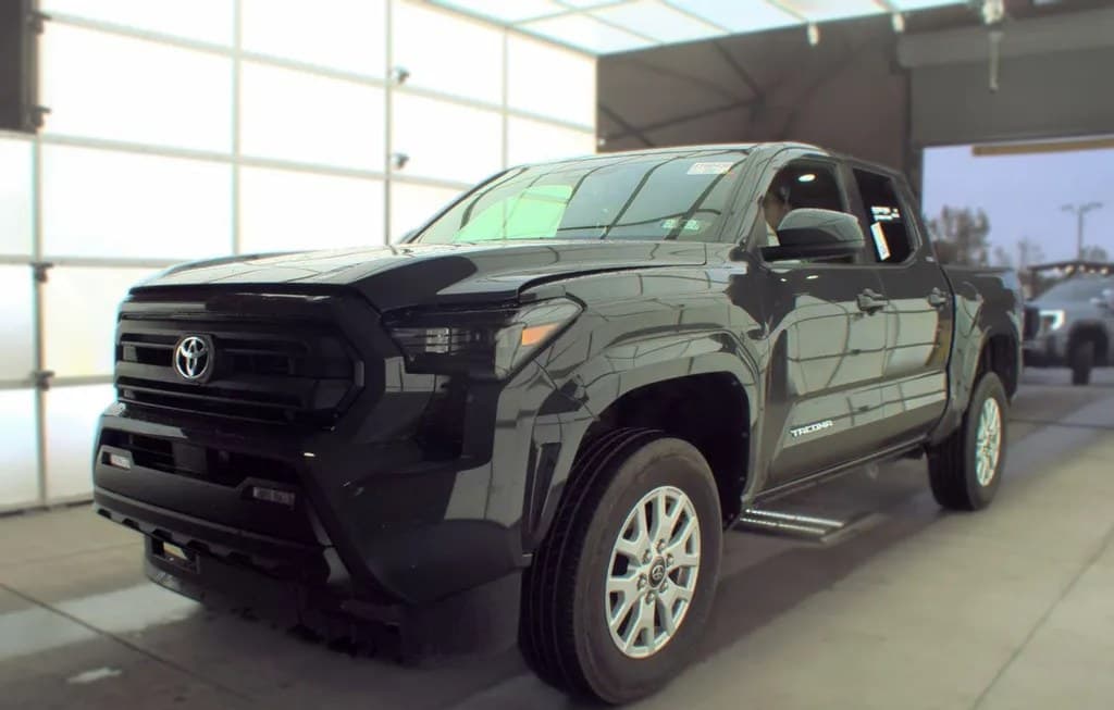 2026 TOYOTA TACOMA SR5 CREW CAB MEDIUM BED