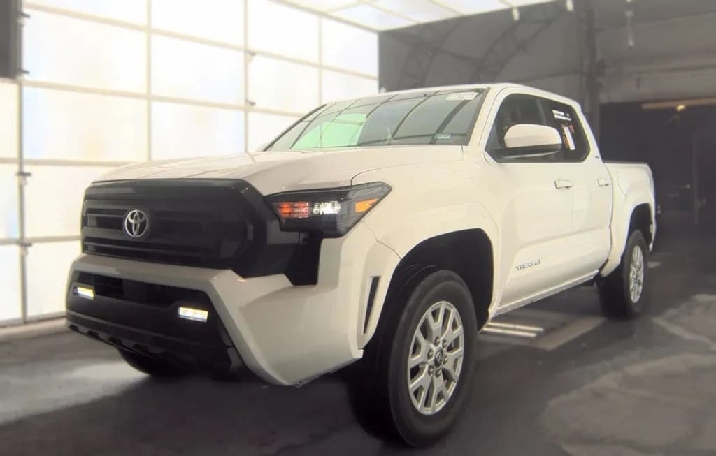 2025 TOYOTA TACOMA SR5 CREW CAB MEDIUM BED