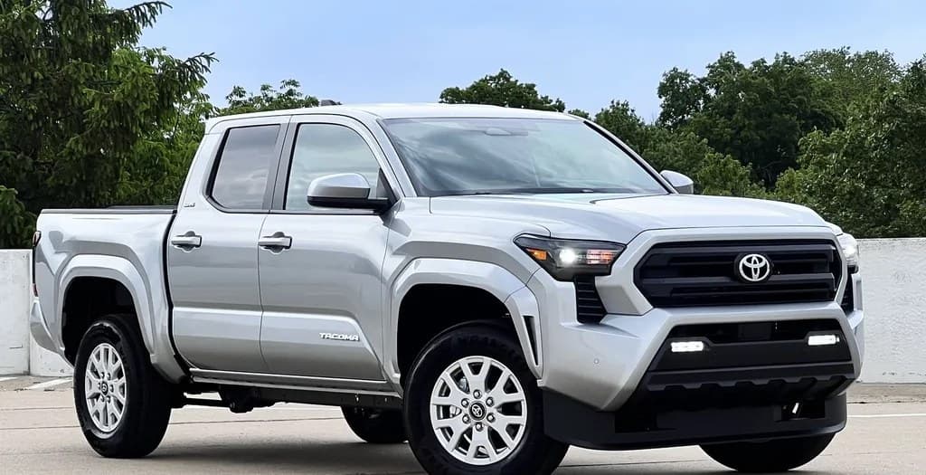 2026 TOYOTA TACOMA SR5 CREW CAB MEDIUM BED
