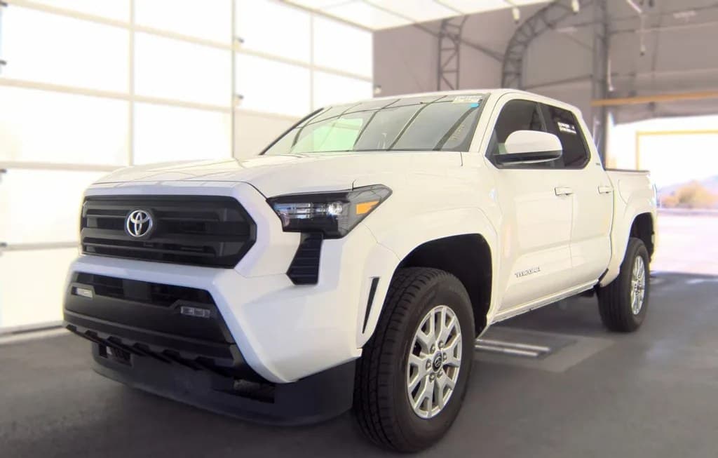 2025 TOYOTA TACOMA SR5 CREW CAB MEDIUM BED