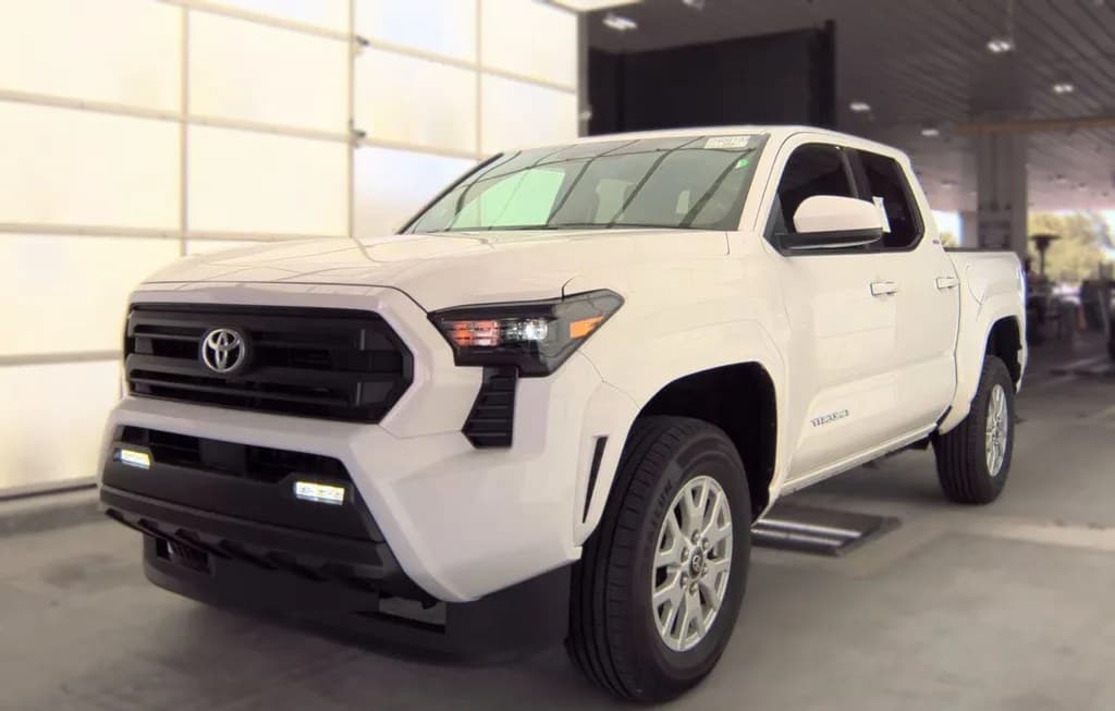 2025 TOYOTA TACOMA SR5 CREW CAB MEDIUM BED