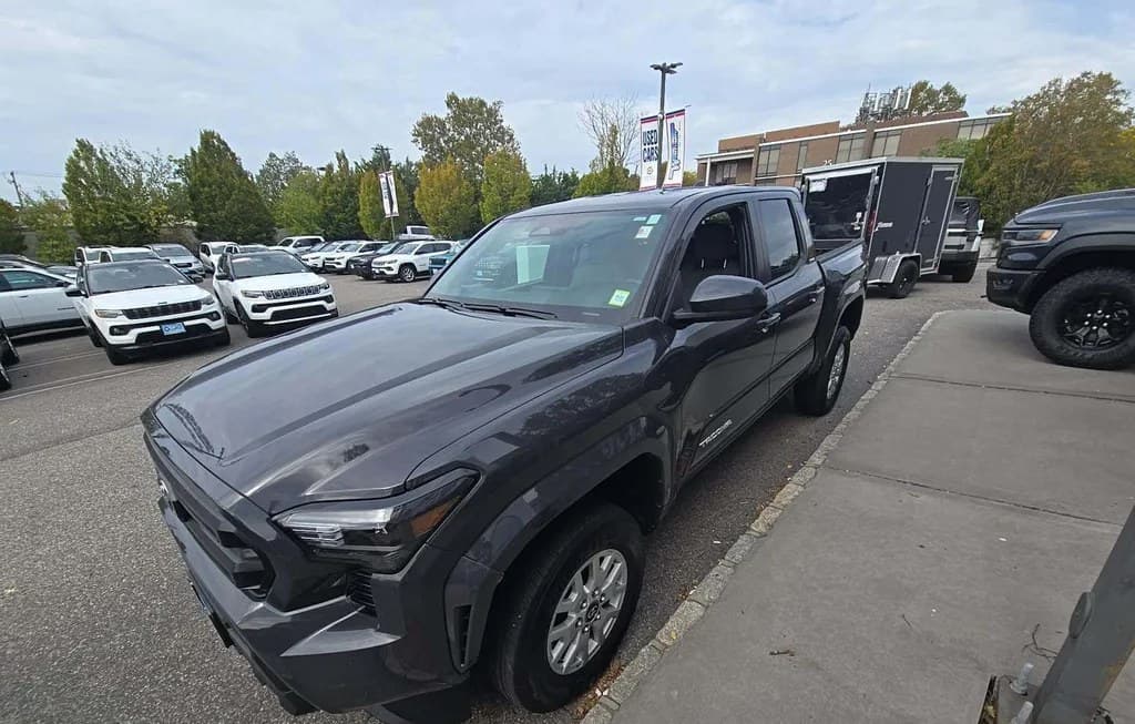 2025 TOYOTA TACOMA SR5 CREW CAB MEDIUM BED