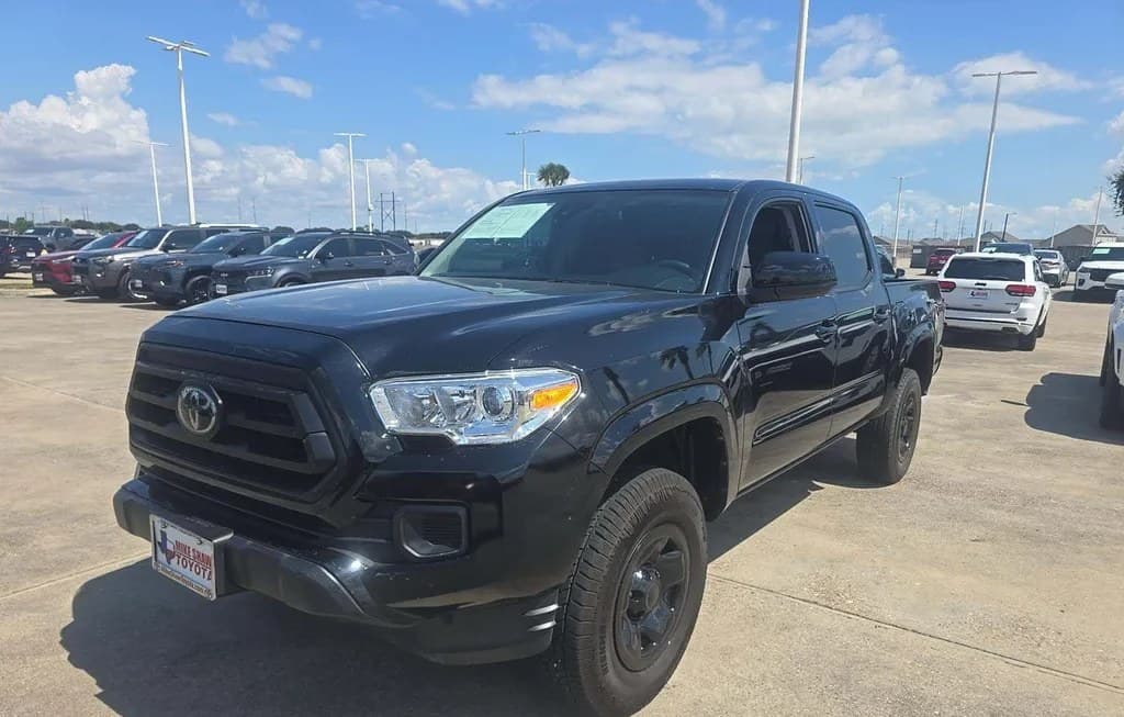 2023 TOYOTA TACOMA SR CREW CAB MEDIUM BED