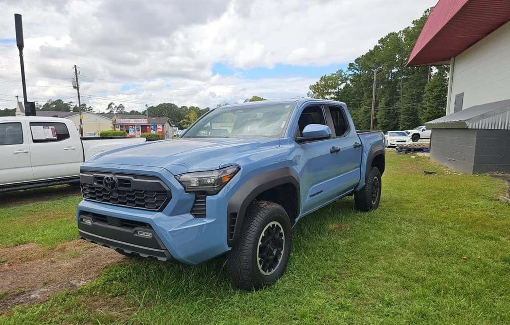 2026 TOYOTA TACOMA TRD OFF-ROAD CREW CAB MEDIUM BED