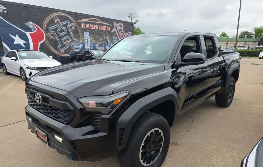 2024 TOYOTA TACOMA TRD OFF-ROAD CREW CAB MEDIUM BED
