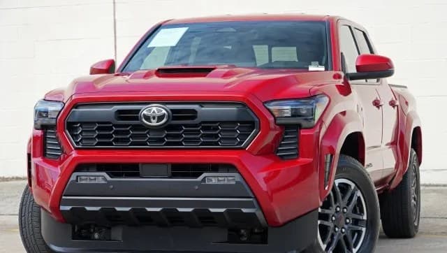 2025 TOYOTA TACOMA TRD SPORT CREW CAB MEDIUM BED