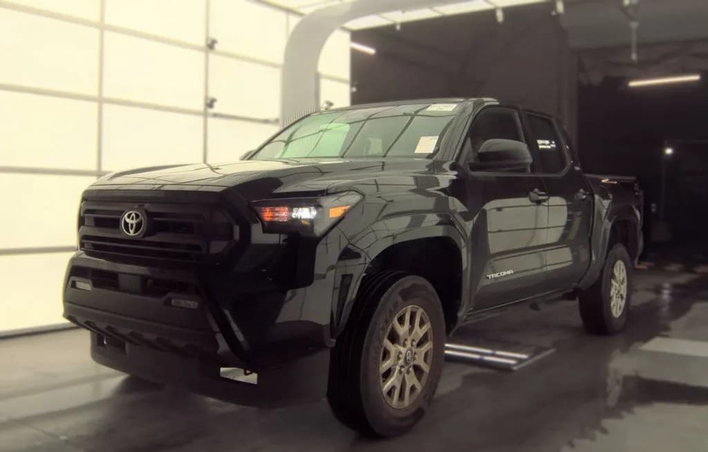 2026 TOYOTA TACOMA SR5 CREW CAB MEDIUM BED