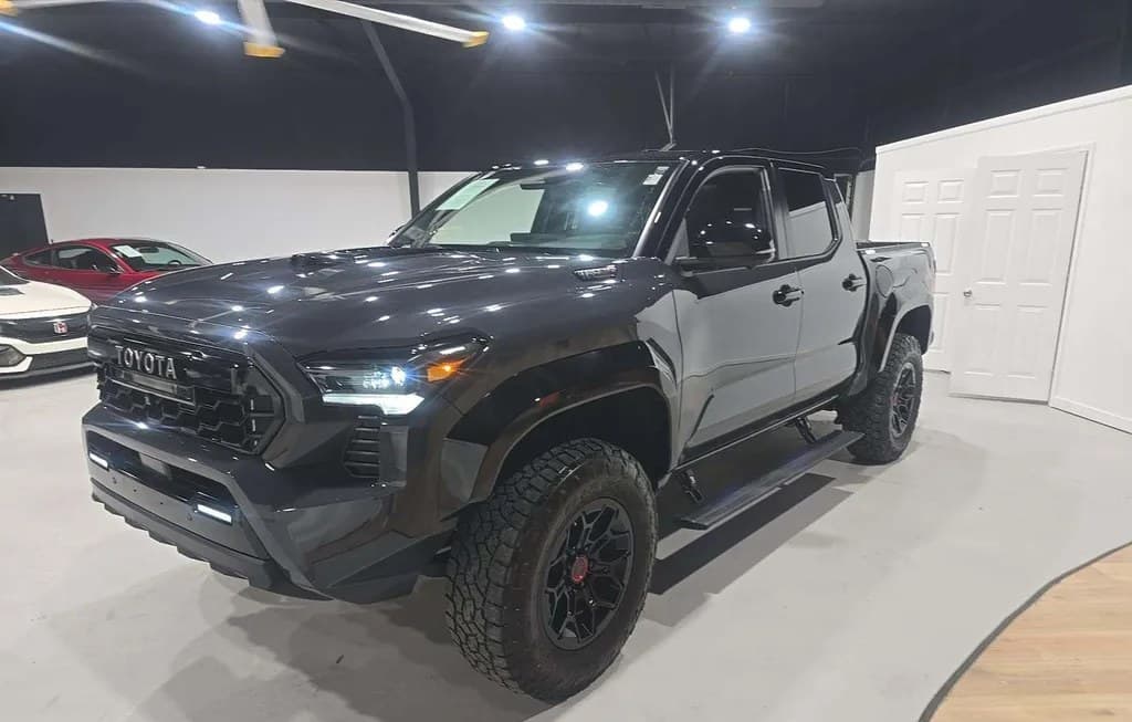 2025 TOYOTA TACOMA I-FORCE MAX TRD PRO CREW CAB MEDIUM BED