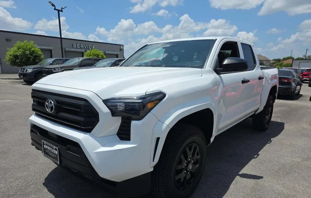 2025 TOYOTA TACOMA SR CREW CAB MEDIUM BED