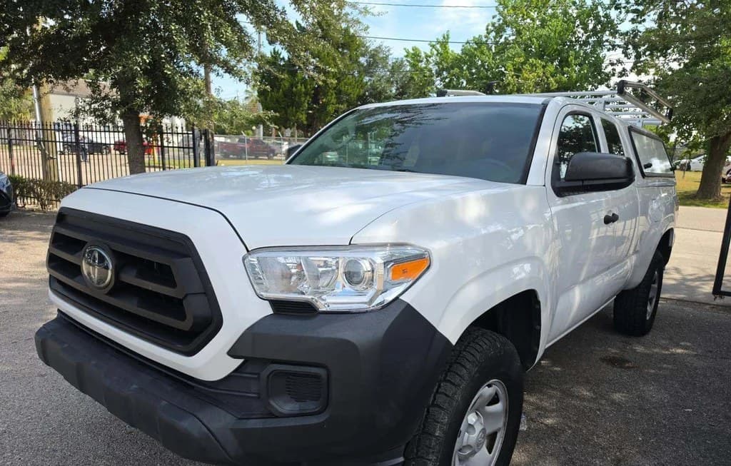 2022 TOYOTA TACOMA SR