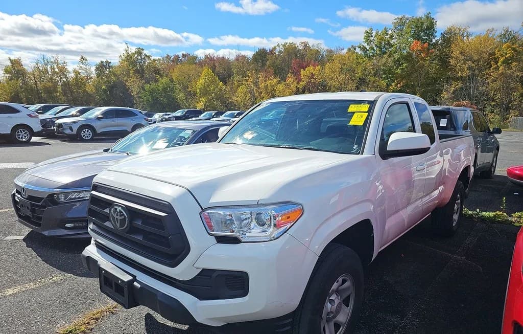 2023 TOYOTA TACOMA SR