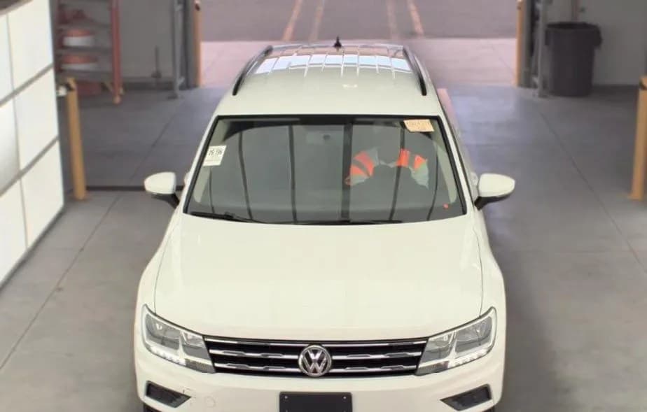 2020 VOLKSWAGEN TIGUAN S 3