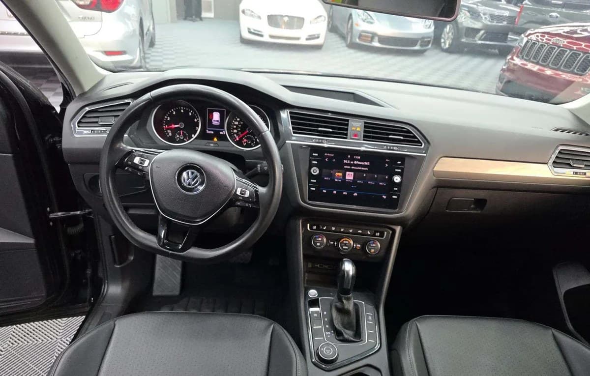 2020 VOLKSWAGEN TIGUAN 2.0T SE 7