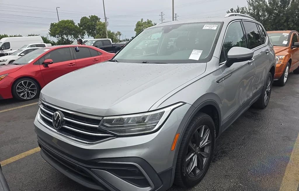 2022 VOLKSWAGEN TIGUAN SE