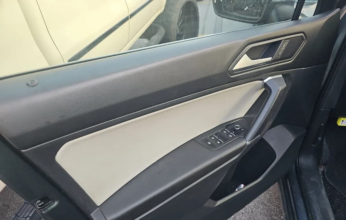 2020 VOLKSWAGEN TIGUAN 2.0T SE 6
