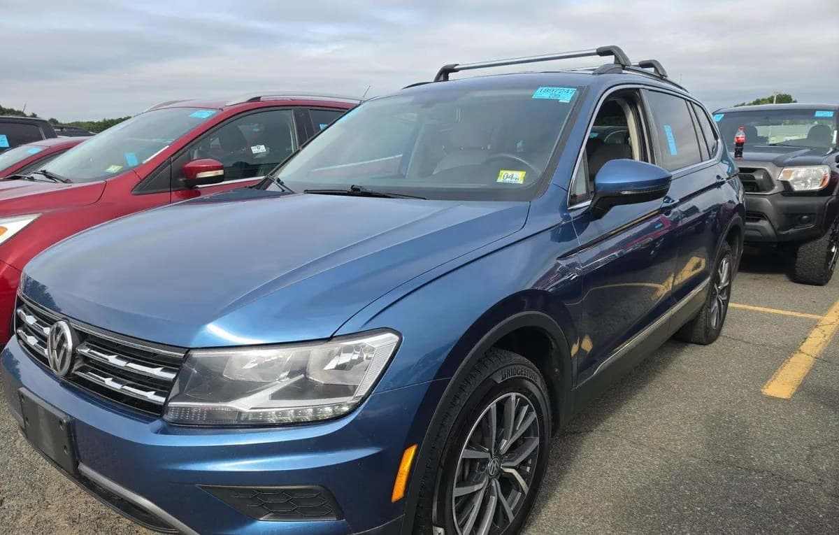 2020 VOLKSWAGEN TIGUAN 2.0T SE 2