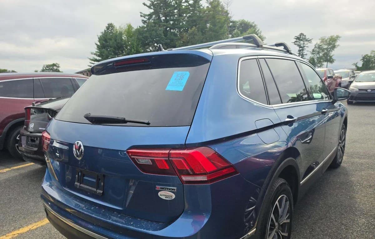 2020 VOLKSWAGEN TIGUAN 2.0T SE 4