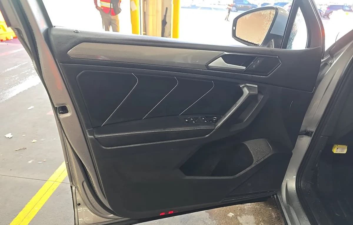 2022 VOLKSWAGEN TIGUAN SE 6