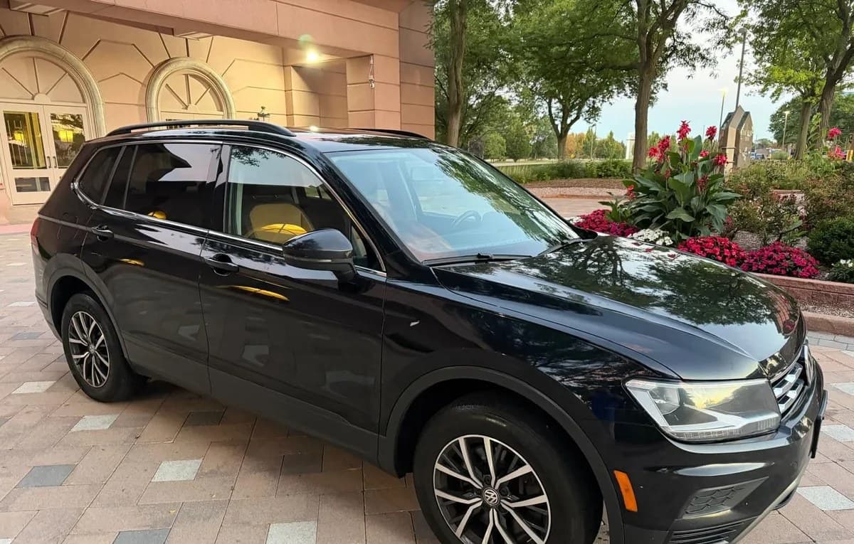 2019 VOLKSWAGEN TIGUAN 2.0T SE 2