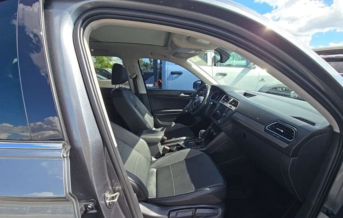 2019 VOLKSWAGEN TIGUAN SE 5